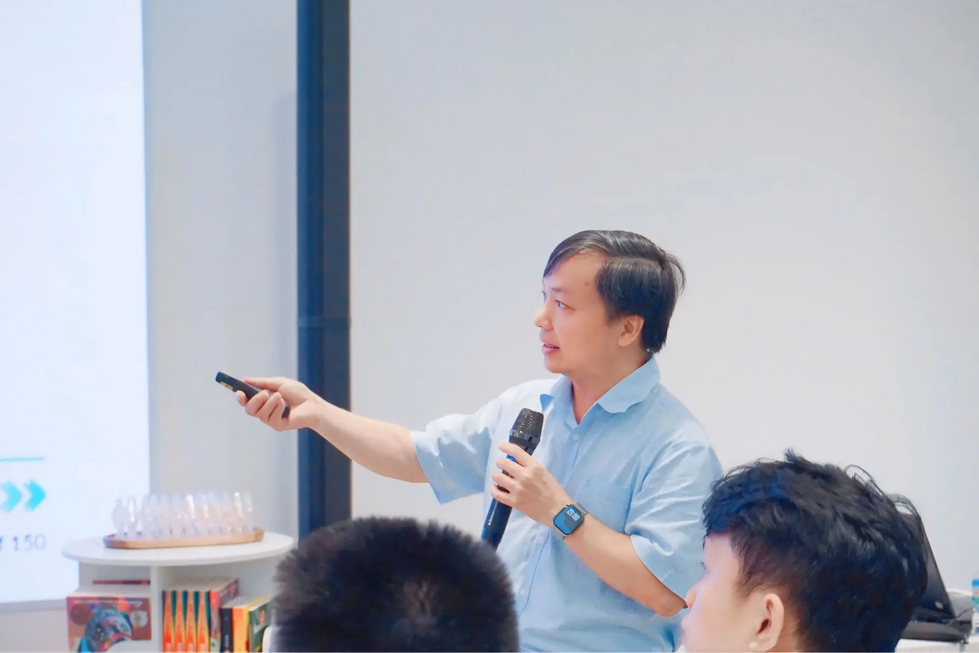 GV Lê Linh Lương lớp TSMH